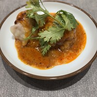 ON the TABLE CHINESE - 