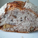 ameen’s oven - 雑穀栗ごはんパン断面