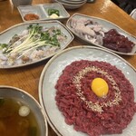 육회자매집 1호점 - 