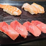 ふらり寿司 - 中とろ、ボイル海老、トロサーモン