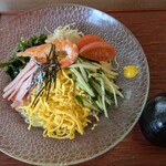 あじ菜 - 料理写真:冷やし中華　つゆが選べたので「みそ」を選択　独特な味噌の味で、初めての味わいでした　錦糸卵も甘かったです