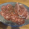 アラゴスタ - 生ハムとサラミ盛り合わせ