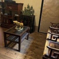 大傳梅梅 - ダイニングに続く廊下