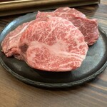 神戶牛炭火牛排・逸品 寅松之肉滴 - 