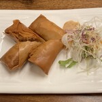台湾料理 営業中 - 春巻き