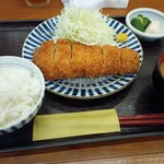 とんかつ 田 - 料理写真:ロースカツ定食　1540円(税込)