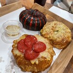 WAGLE WAGLE BAKE SHOP - 