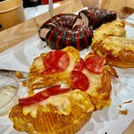 WAGLE WAGLE BAKE SHOP - 