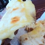 パシュパティ - チーズたっぷりチーズナン