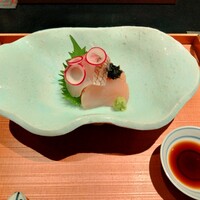 坂ぐち - お刺身はとっても新鮮です