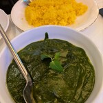 インディアンレストラン西麻布 by KENBOKKE - サグパニール（チーズ入りほうれん草のカレー）
