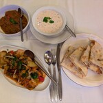 インディアンレストラン西麻布 by KENBOKKE - ランチ抜きで、伺ったら…一気にオーダー♪