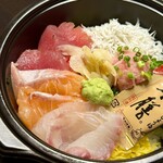 海鮮丼と唐揚げ 百海里 - 