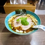 Garyu Menbu Hien - 小樽地鶏の中華そば（醤油）＠1,100円（税込）