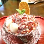 グリーンカフェ 緑茶房 - 料理写真:けずり苺かき氷