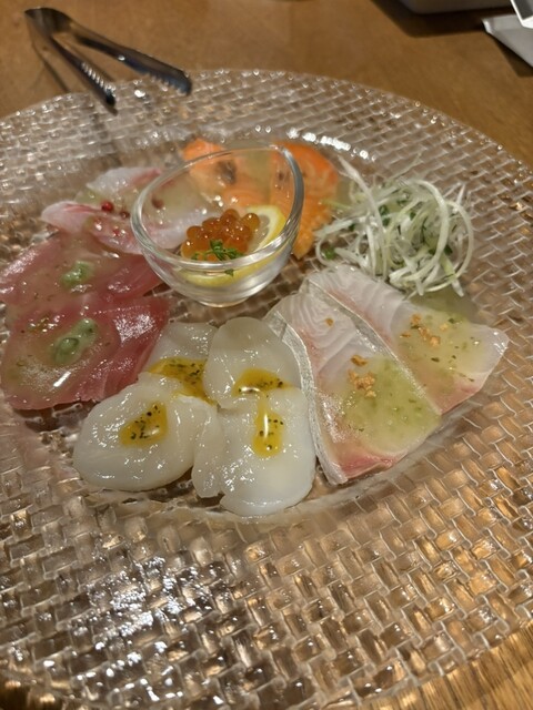 kutsurogi no teitaku tomoru