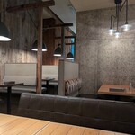 梅田 ワーフ - 落ち着いた、ゆったり席