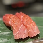 すし専門ストア かど平 新橋店 - やま幸　中トロ。今日は塩釜のものでしたね。