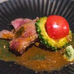 つくば食堂 花 - 2025.7 和牛ステーキ 苦瓜 フルーツトマト