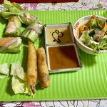 ミイ ニエン - セットについてくる生春巻きもちゃんと出来立てモチモチ