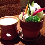 雛家 - 季節野菜のバーニャカウダー980円