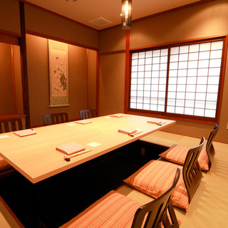 Private room with sunken kotatsu/private table room