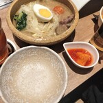 焼肉名匠 山牛 - 