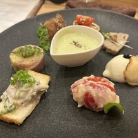 炭火とワインと純米酒 King Momo - 