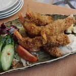 ガーデンあさひ - 海老フライ 4尾 1400円、何と2尾もサービスしてくれた、ありがたやー