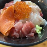 塩釜仲卸市場 マイ海鮮丼コーナー - マイ海鮮丼！