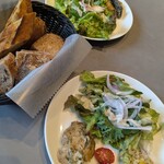 ベーカリー＆グリル 沢村  - 