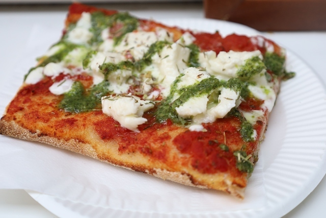 イタリア館で本場ローマのピンサを味わう！ 』by lago : Bonta Italia