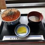 ウトロ漁協婦人部食堂 - 