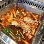 四川火鍋専門店 蜀小龍 - 