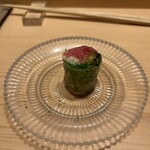 鮨 めい乃 - まぐろとハーブの生春巻き