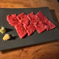 カルネジーオ イースト - 