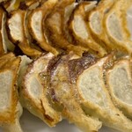 ぎょうざ専門店 赤萬 - 2人前14個800円