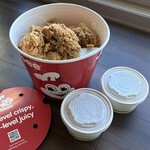 Jollibee Ala Moana - 滞在2度目の10ピースのチキンバケツ