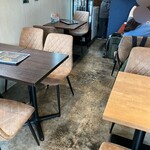 おきまろ - 店内