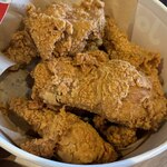 Jollibee Ala Moana - フライドチキン拡大