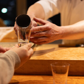 北陸地酒やオリジナルドリンク◆寿司に合う一杯を堪能