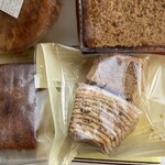 パティスリーAill - バウムクーヘン等の焼き菓子。どれも滋味深く美味。