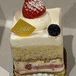 パティスリーAill - ショートケーキ、素朴においしい。