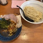 唯一無二のらぁ麺専門店 イ袋ワシづかみ - 