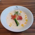 黄金の塩らぁ麺 ドゥエ イタリアン 宇都宮店 - 