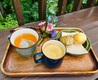 GAFLO CAFE by Flower FIELD