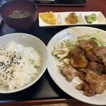 ホルモン栄楽 - 