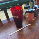 Eggs 'n Things - コーラ