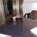 KATO'S DINING & BAR - テーブル席です。