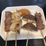 ゴールデンもつ - 焼きとん、しいたけ